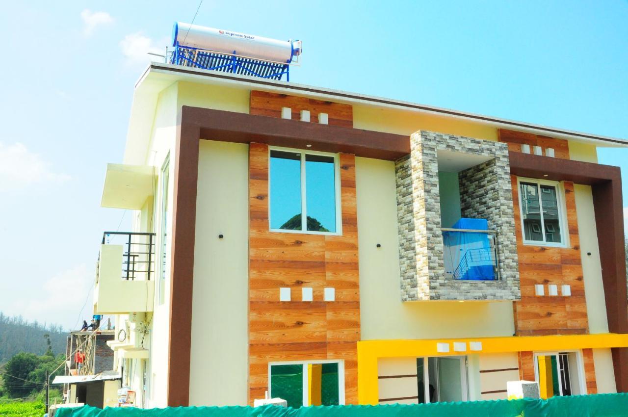 לינה וארוחת בוקר אוטי Rose Garden Enclave For Families & Executives מראה חיצוני תמונה