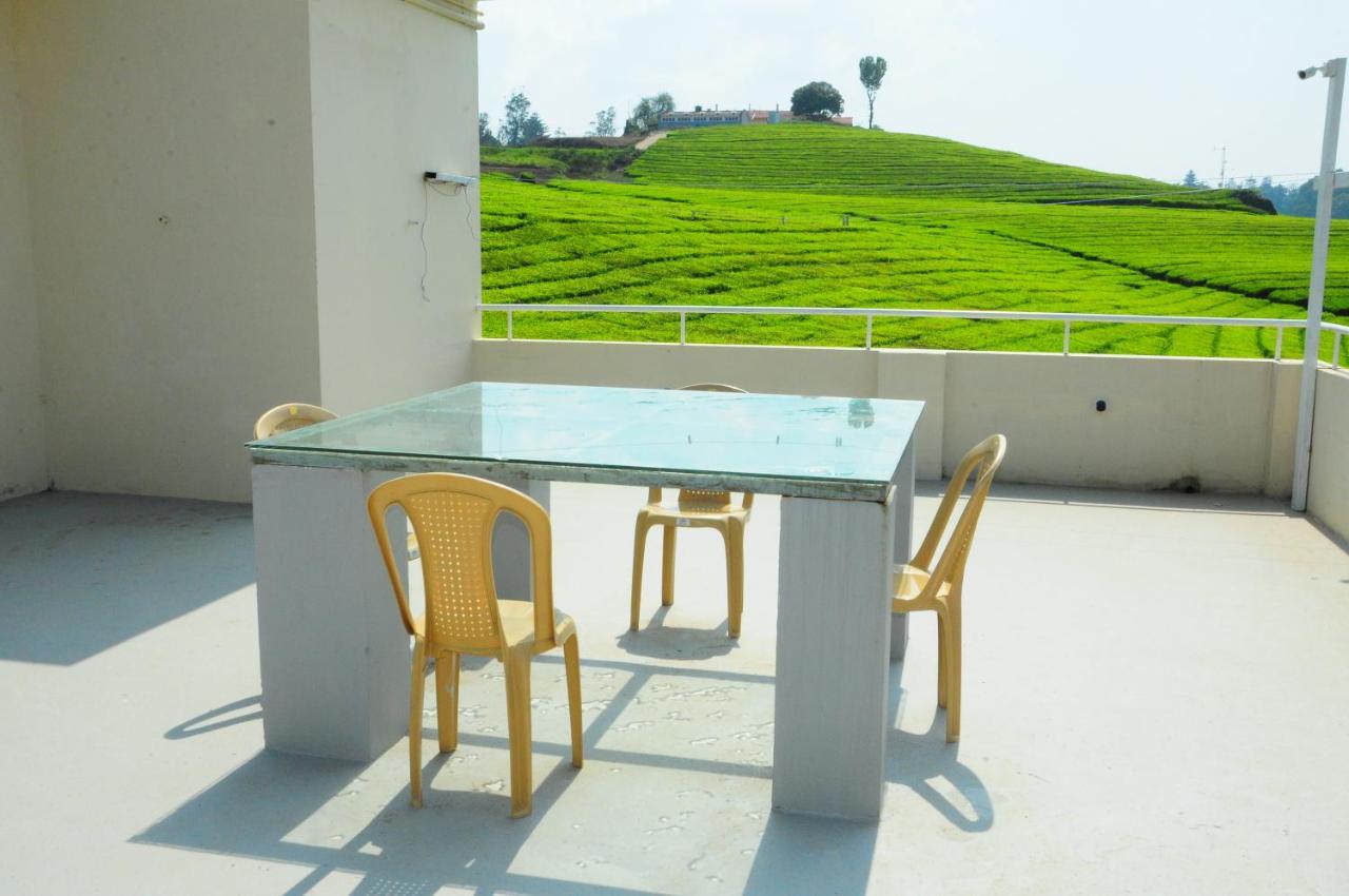 לינה וארוחת בוקר אוטי Rose Garden Enclave For Families & Executives מראה חיצוני תמונה
