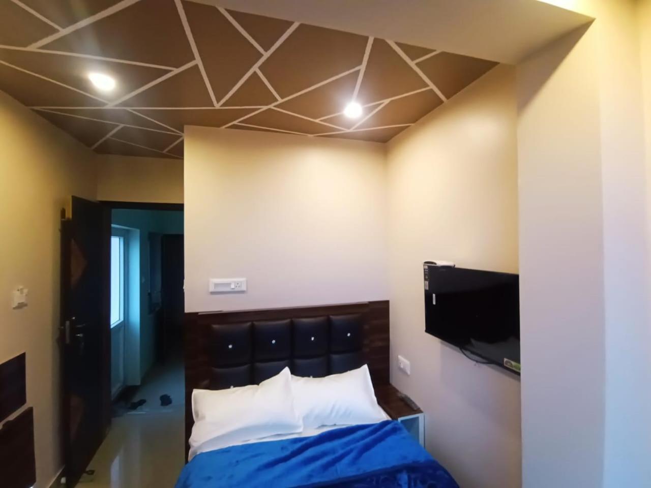 לינה וארוחת בוקר אוטי Rose Garden Enclave For Families & Executives מראה חיצוני תמונה