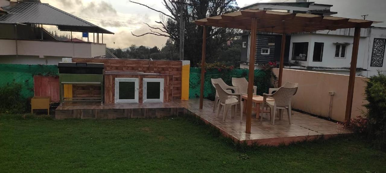 לינה וארוחת בוקר אוטי Rose Garden Enclave For Families & Executives מראה חיצוני תמונה