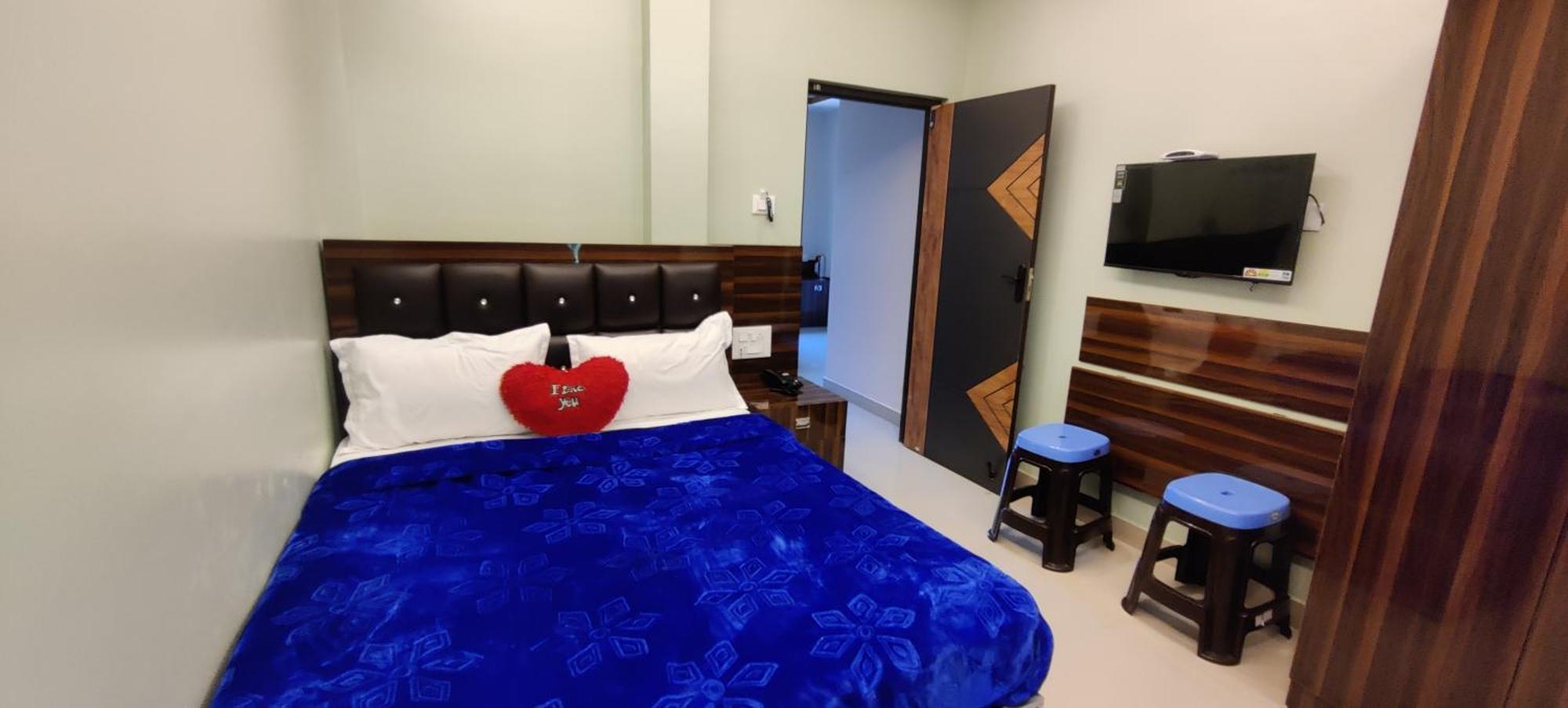 לינה וארוחת בוקר אוטי Rose Garden Enclave For Families & Executives מראה חיצוני תמונה